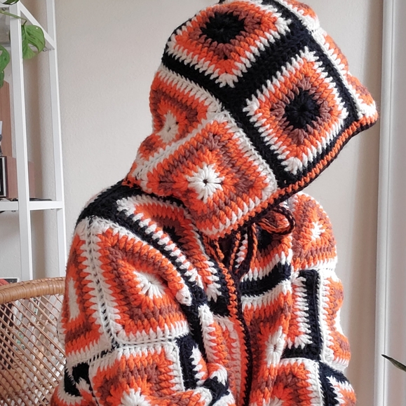 Vintage Handmade Granny Square Crochet Sweater - Picture 9 of 15